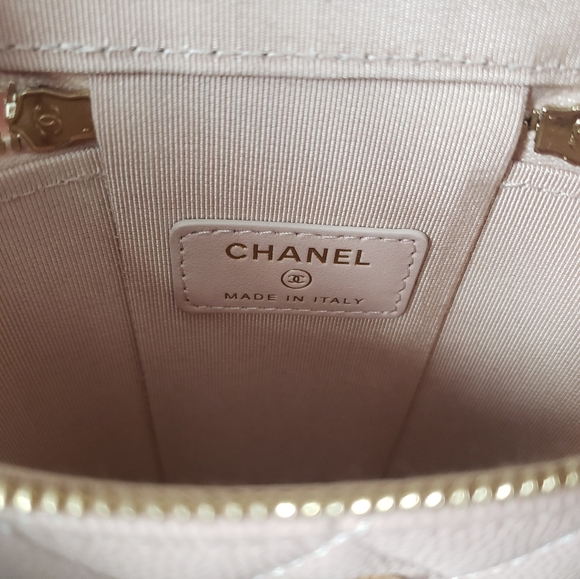 SOLD 💯 Brand New‼️ Chanel Vanity 💯 - Picture 8 of 15